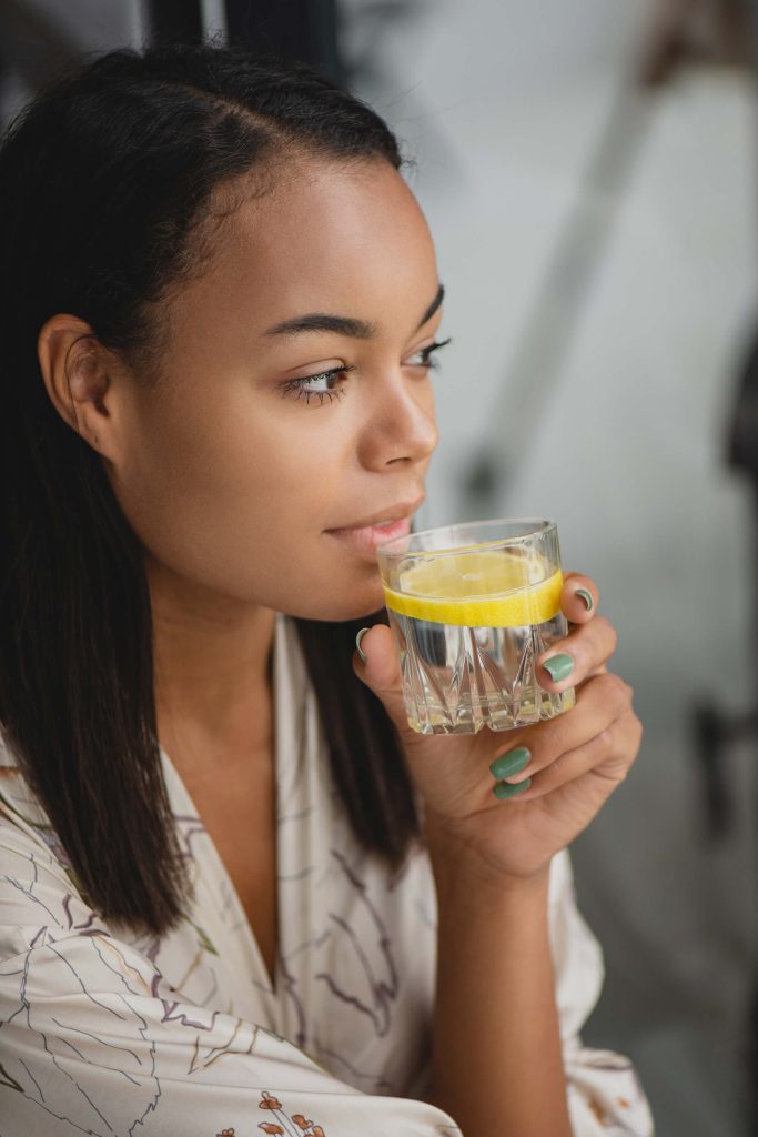 drink lemon water- self care morning routine