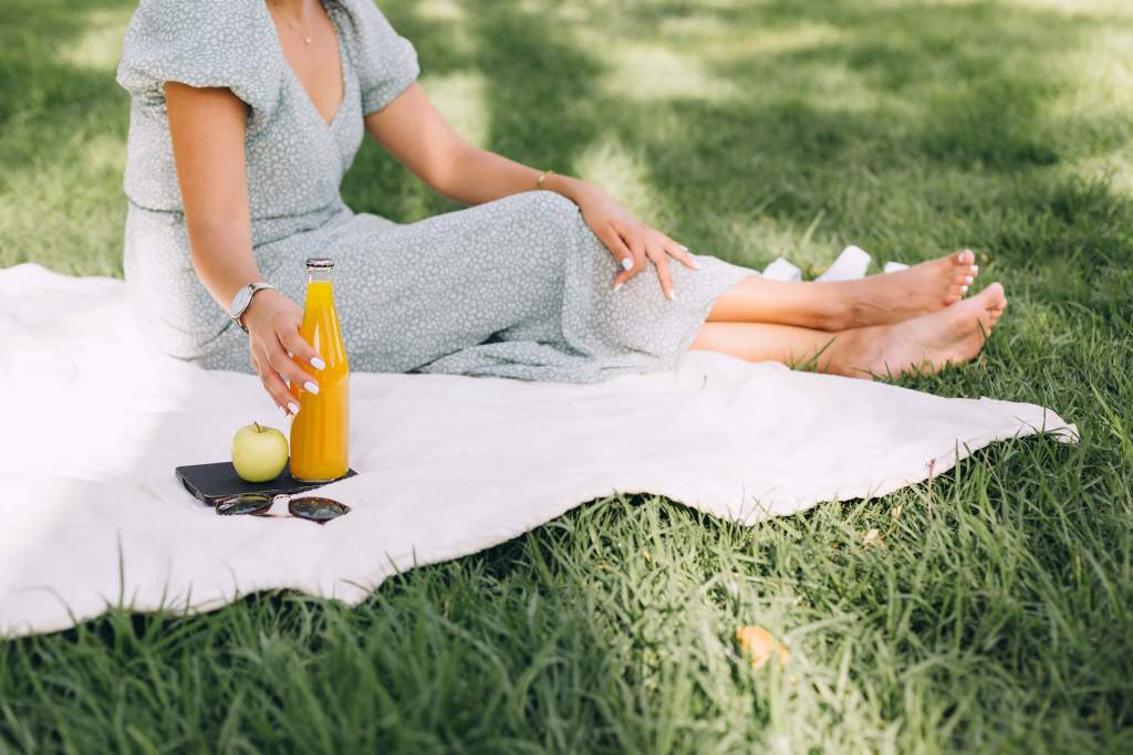 Cute Summer DIY Pedicure  Occasionally Crafty: Cute Summer DIY Pedicure