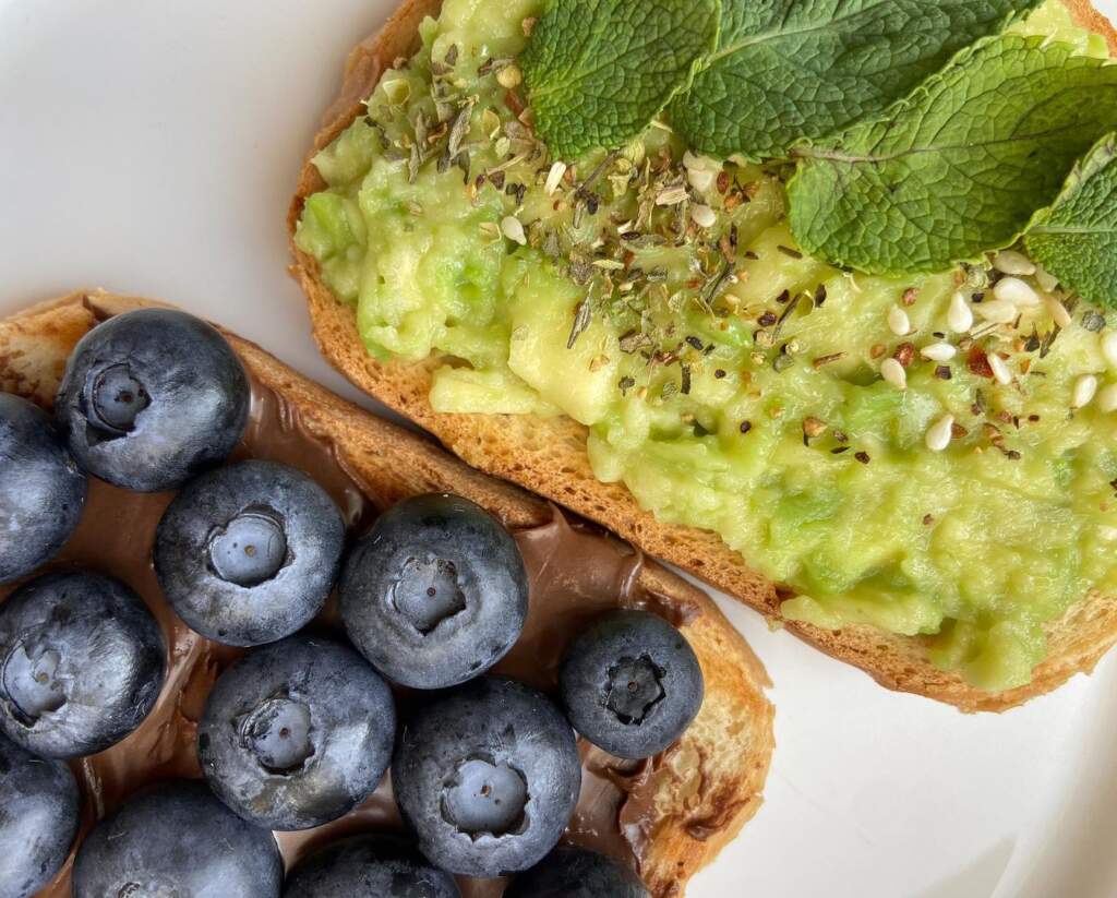 image showing a healthy breakfast 